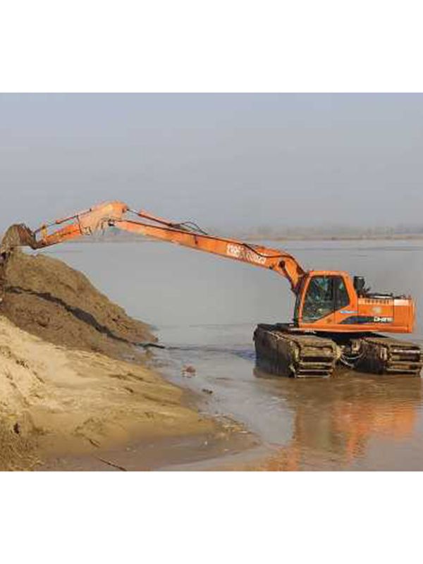 加长臂水路两用挖掘机