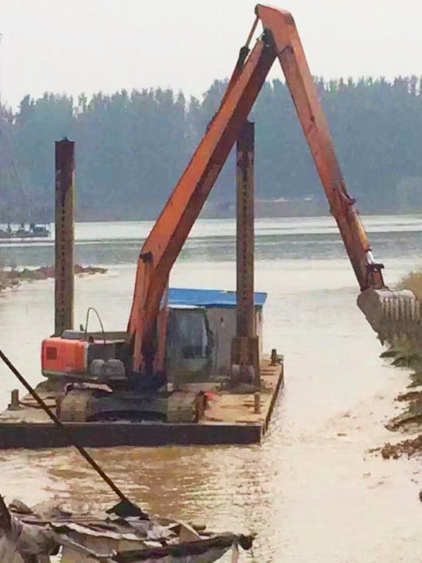 加长臂水路两用挖掘机
